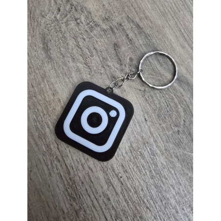 Brelok NFC Instagram - Udostępnij Swój Profil Jednym Dotknięciem! - Druk3d