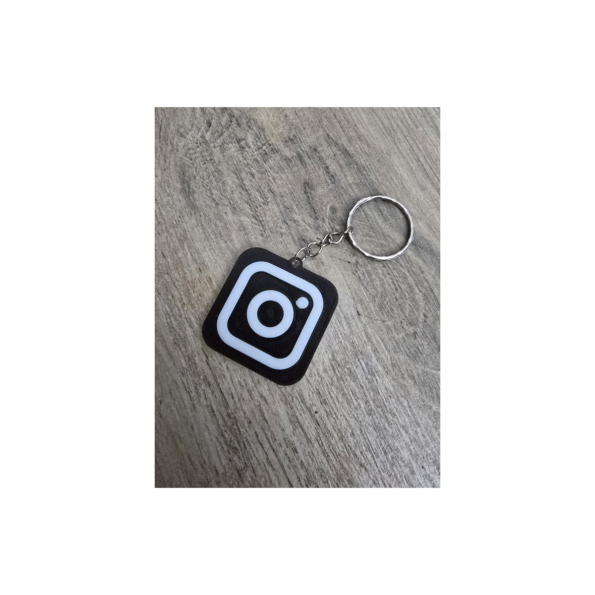 Brelok NFC Instagram - Udostępnij Swój Profil Jednym Dotknięciem! - Druk3d