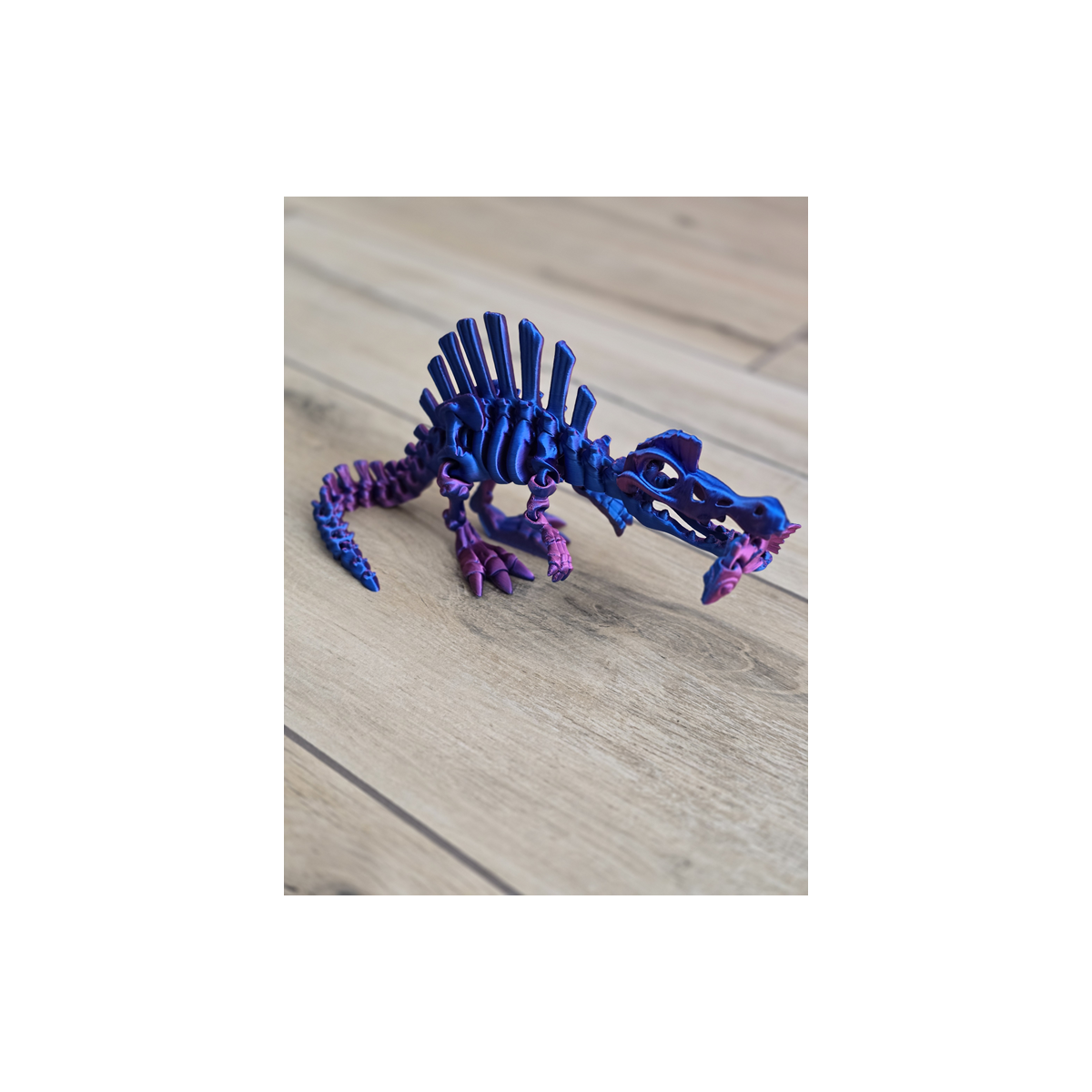 Szkielet Spinosaurus 30cm + rybka - Dekoracja Druk3d