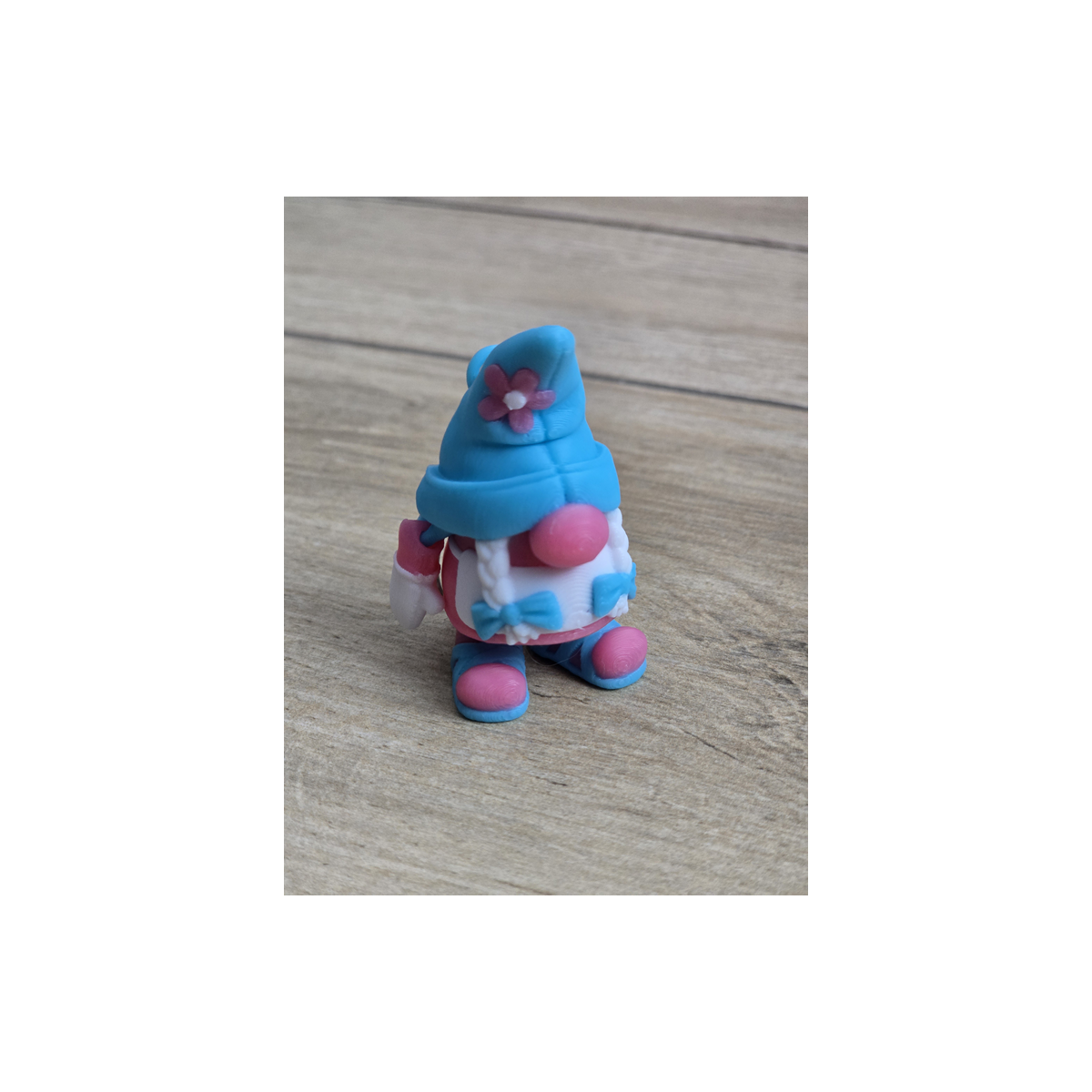 Gnom Girl 2w1 Brelok i magnes na lodówkę 3d - Brelok Druk3d fidget Keychain