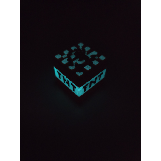 Brelok Minecraft TNT - Świeci w nocy! - Druk 3D Keychain mixGadzet